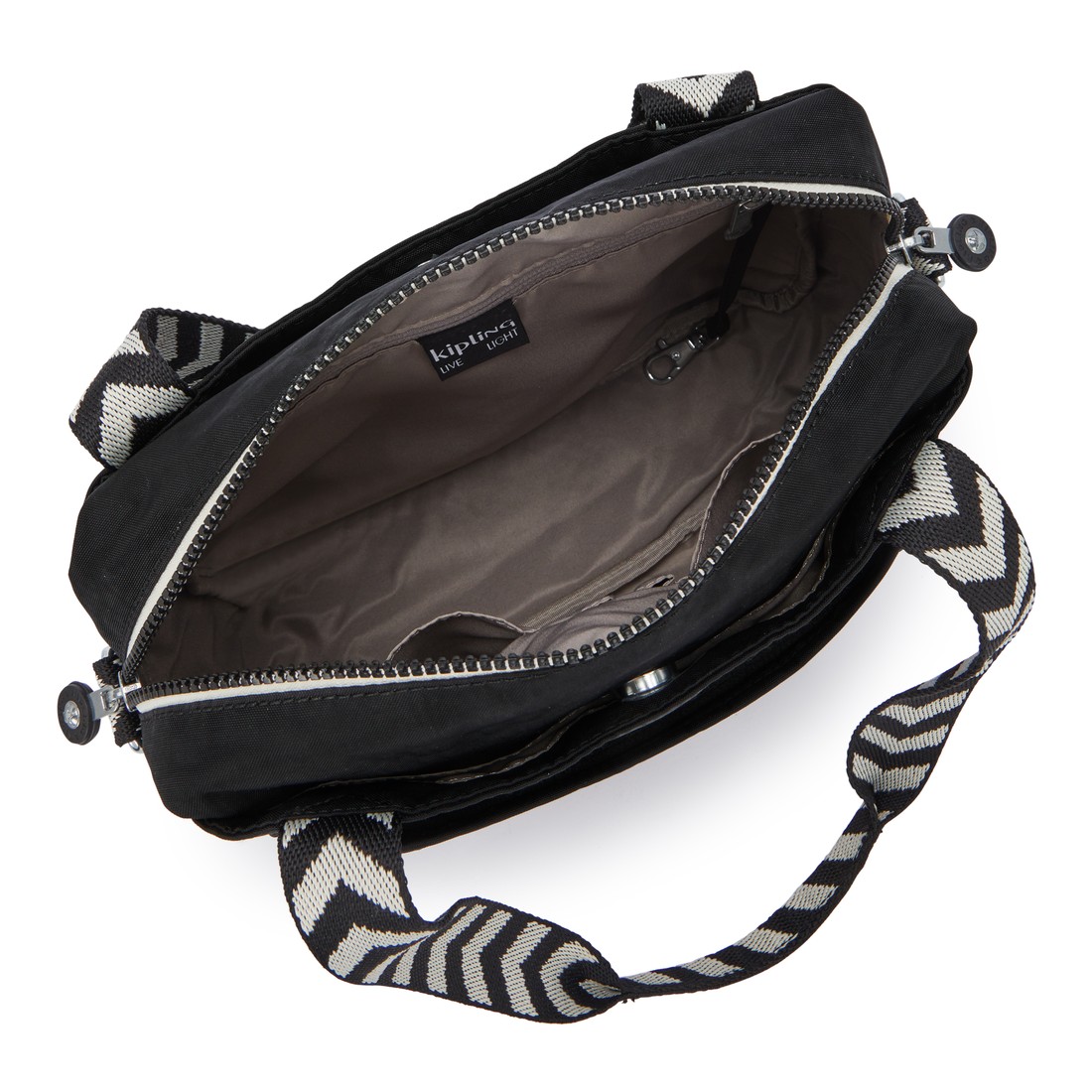 ブラックシェブロン