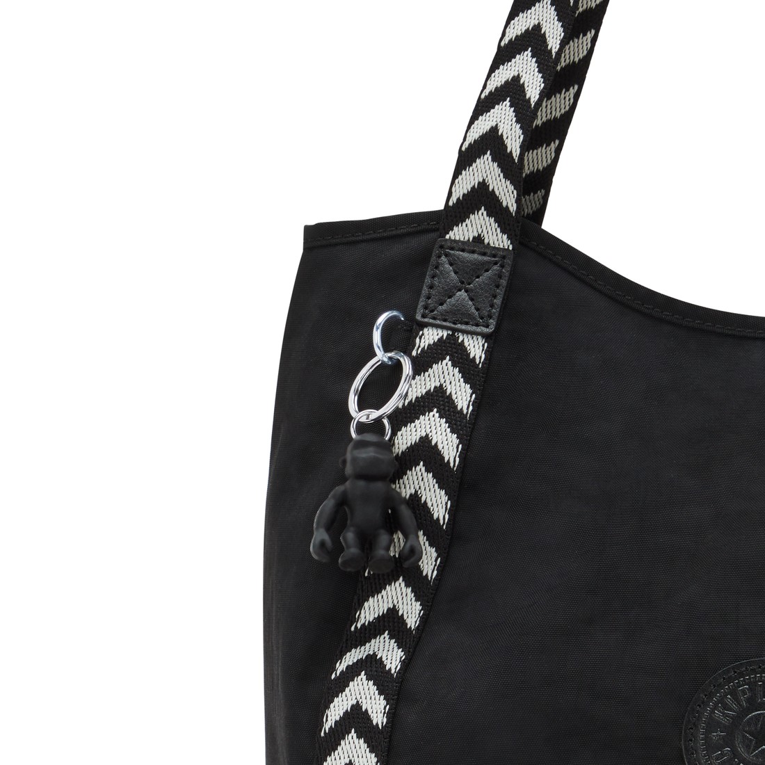 ブラックシェブロン