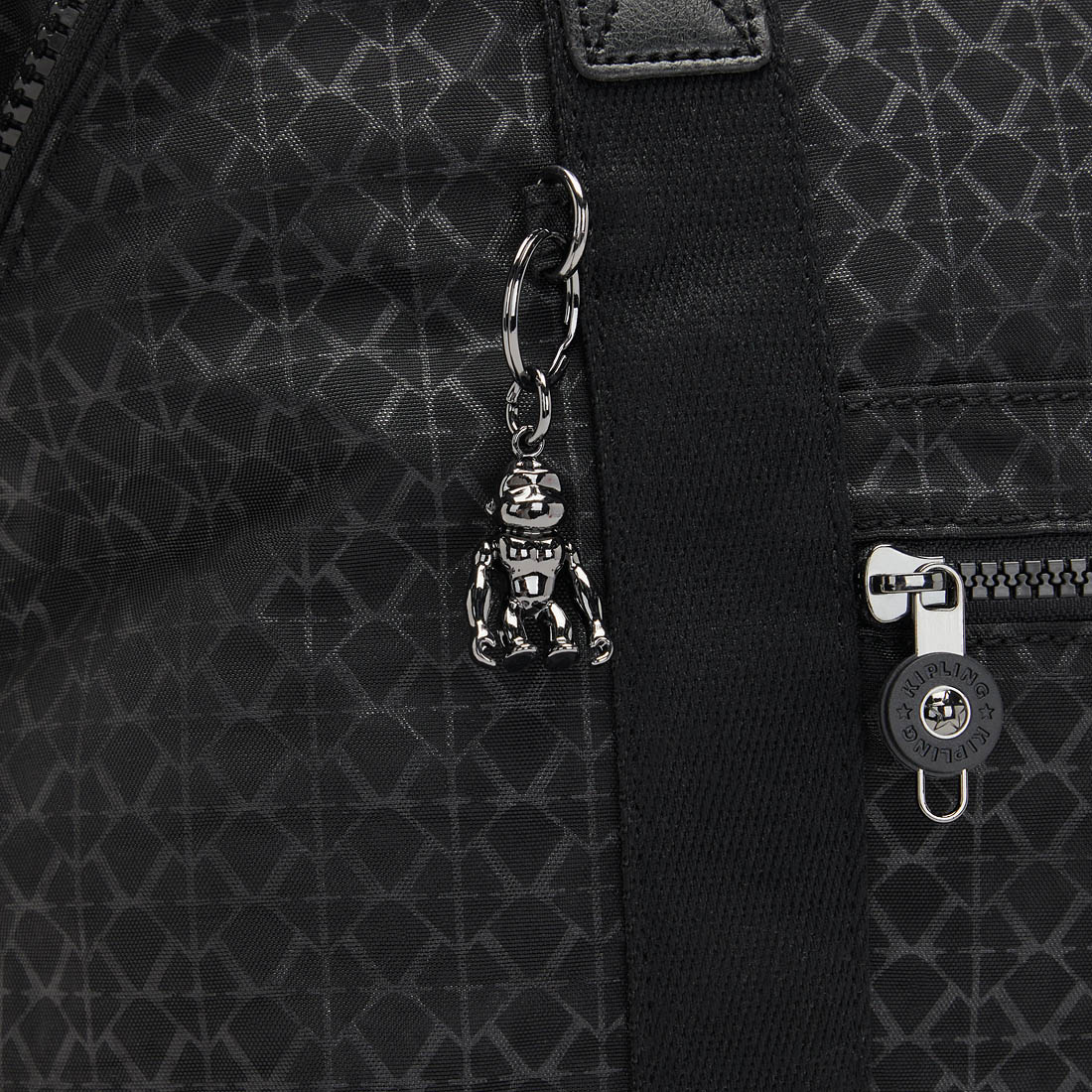 シグネチャーエンボス