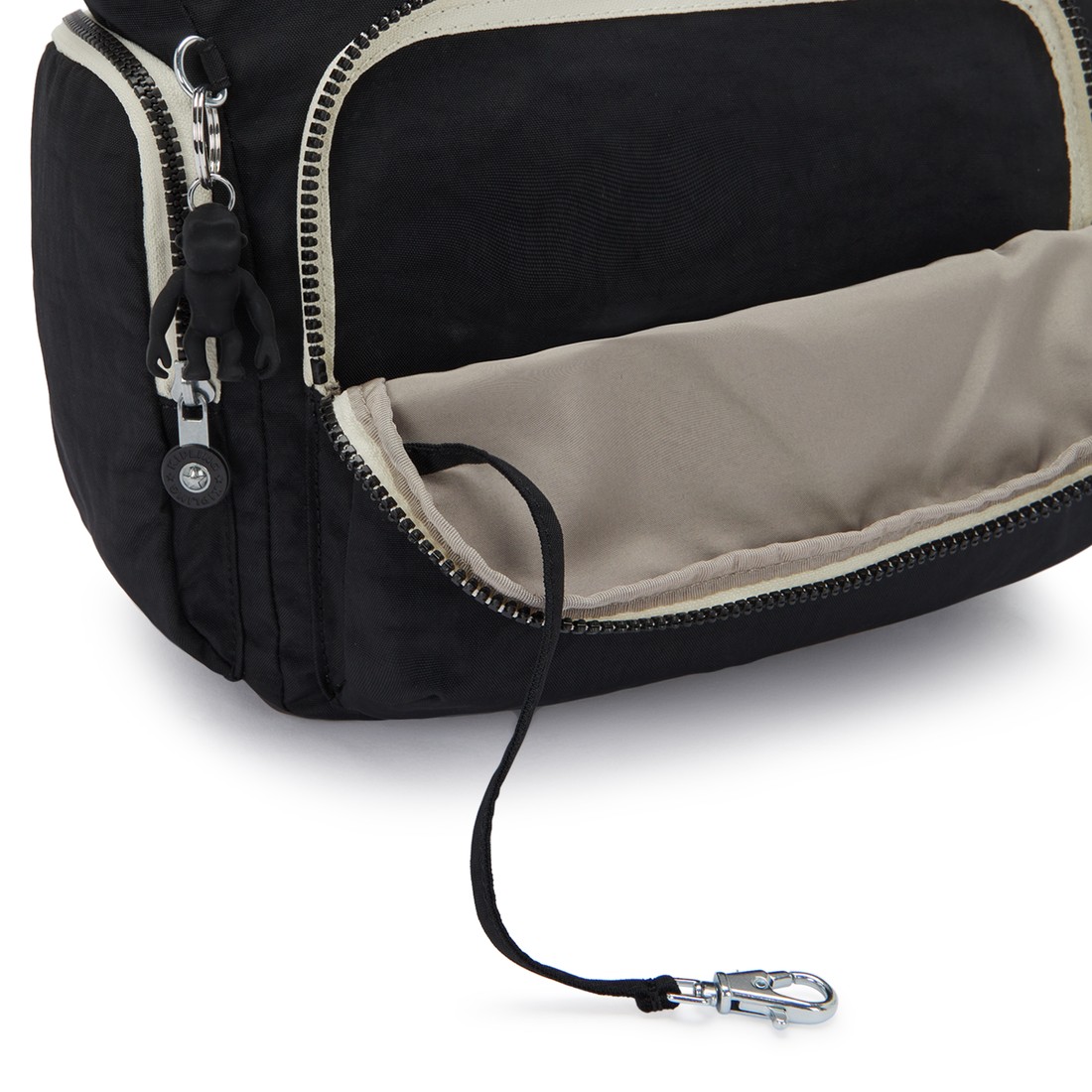 ブラックシェブロン