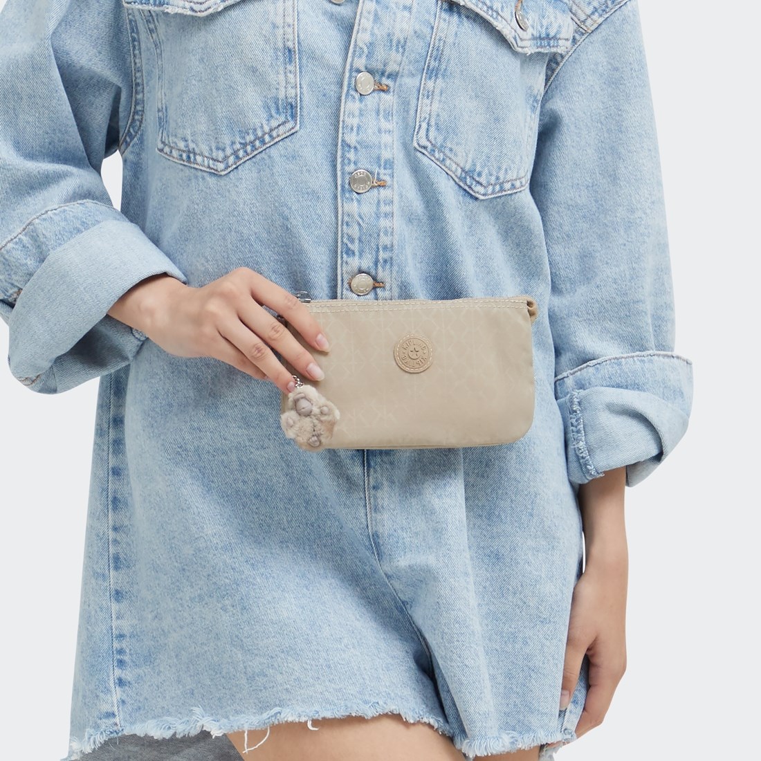 サインベージュエンボス