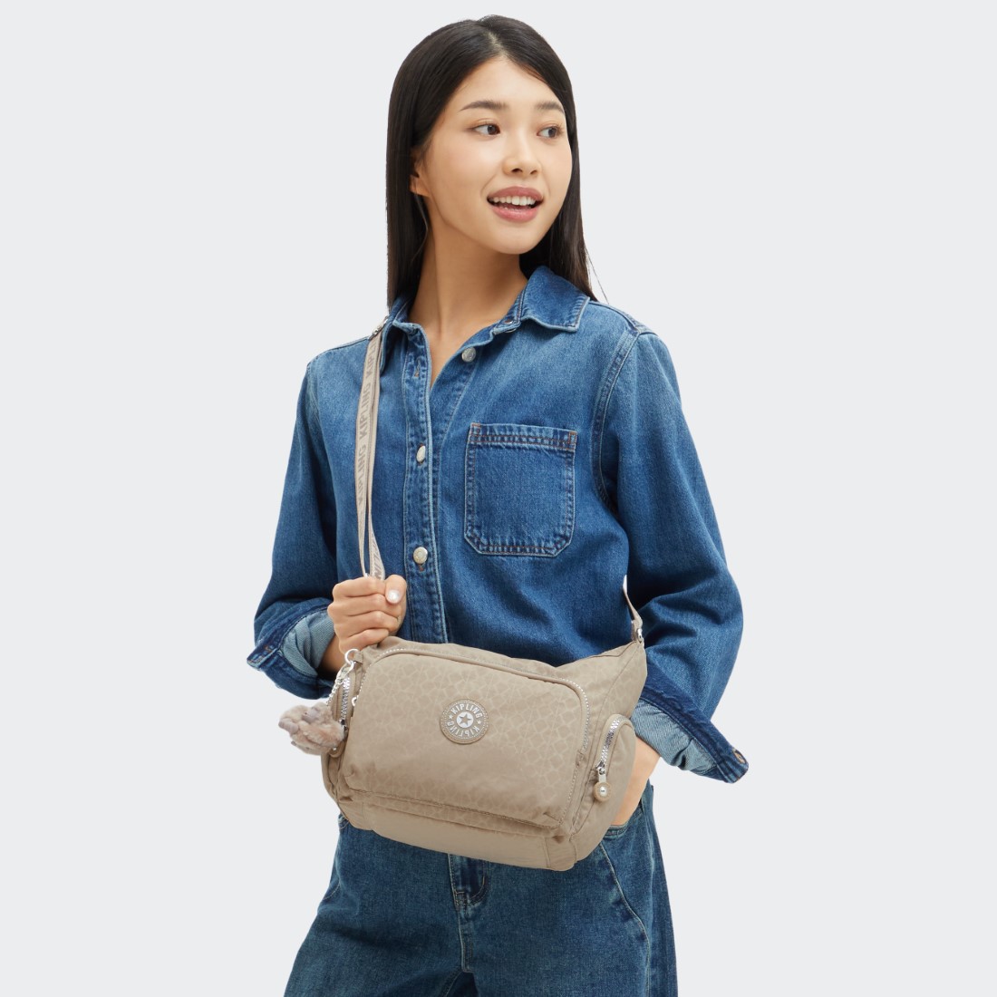 グロリアスベージュシルバー